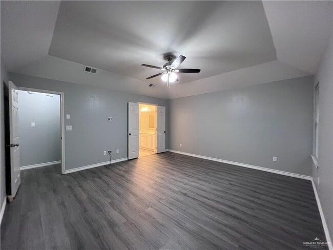 Building Photo - 3308 San Benito St