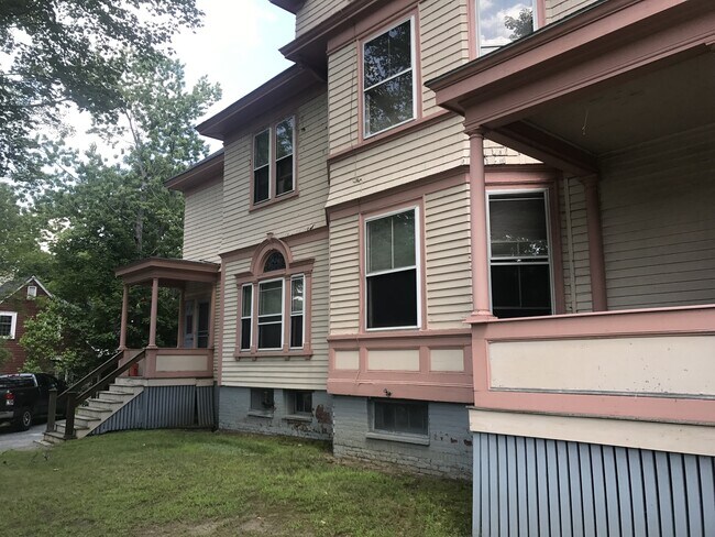 Building Photo - 141-143 Silver Street