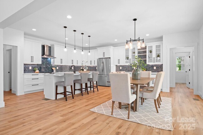 Building Photo - 106 Arbor Dr