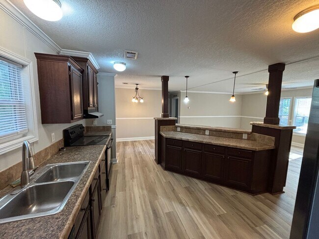 Building Photo - 3266 Jacqueline Dr