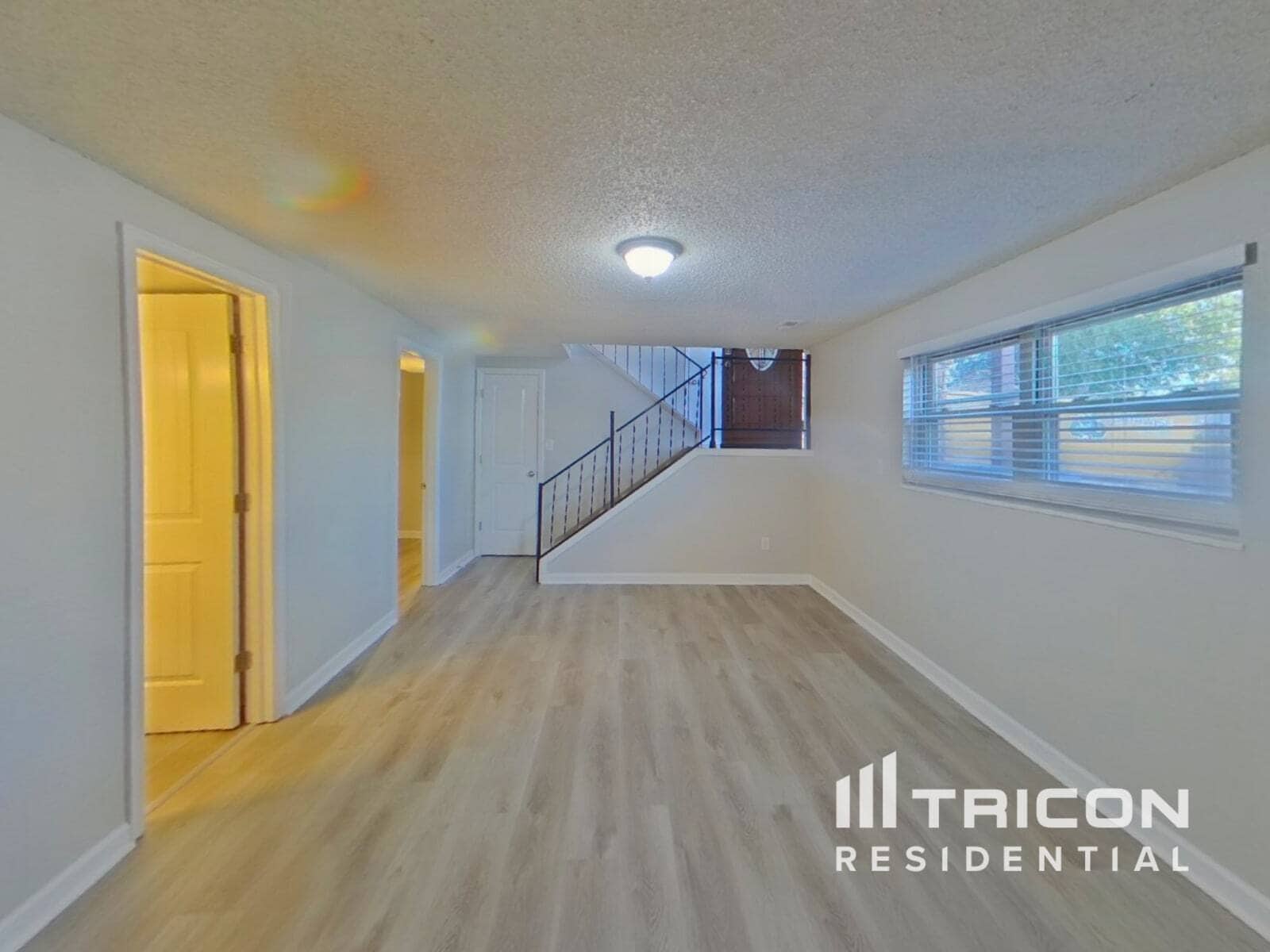 Building Photo - 5014 Bradley Cir