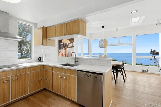 Building Photo - 31059 Middle Rd