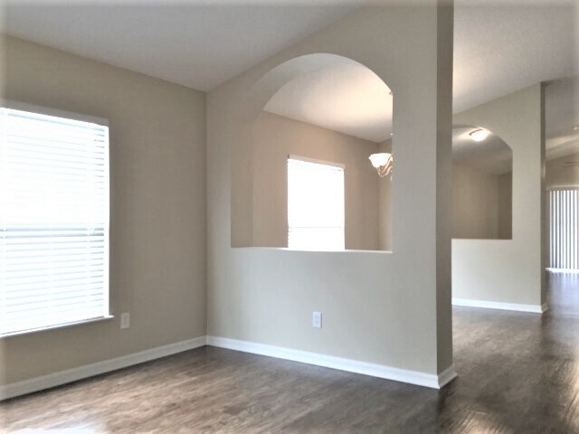 Building Photo - 107 Prairie Falcon Dr