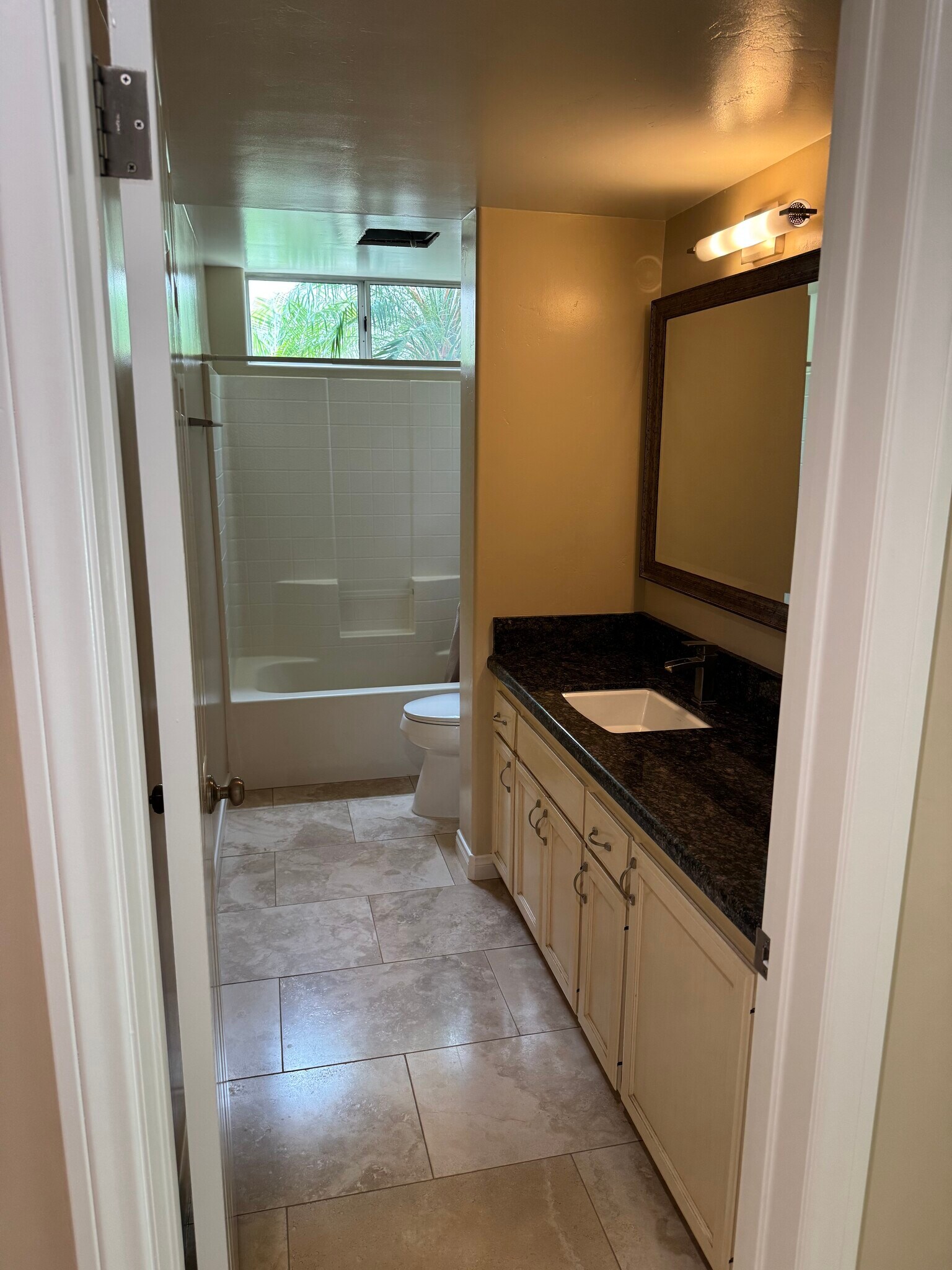 Building Photo - 1232 Saint Helene Ct