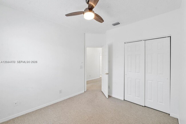 Building Photo - 16035 Emerald Cove Rd