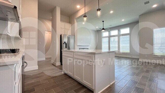 Building Photo - 6300 Mulberry Creek Ln