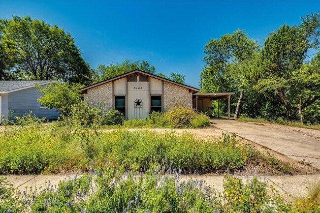 Building Photo - 3105 Steck Ave