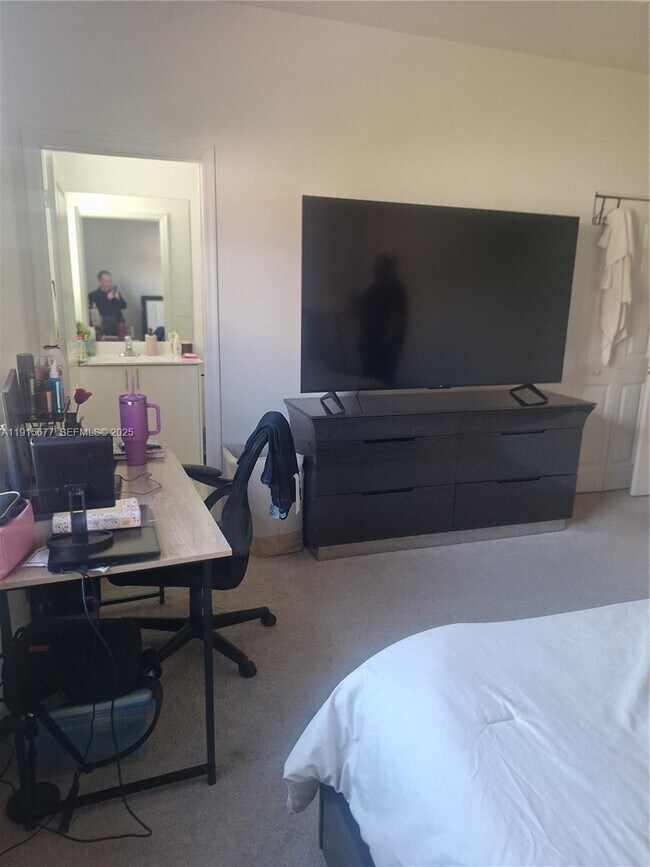 Building Photo - 11741 SW 245 Ter