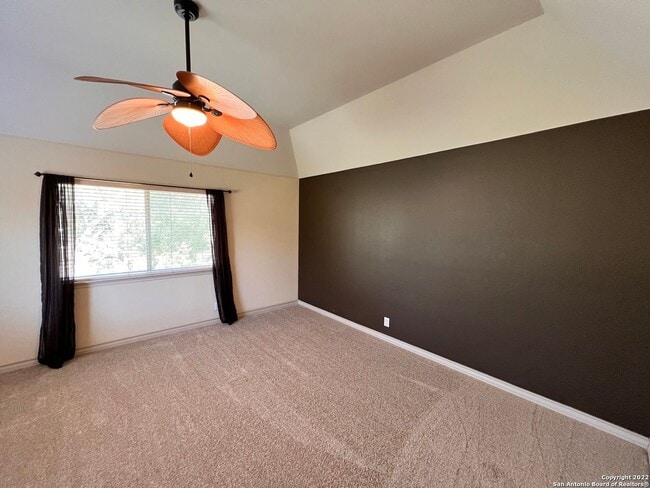 Building Photo - 4 Bedroom/3.5 bath The Vineyard Subdivision