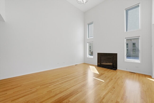 Building Photo - 8261 Pecan Pl