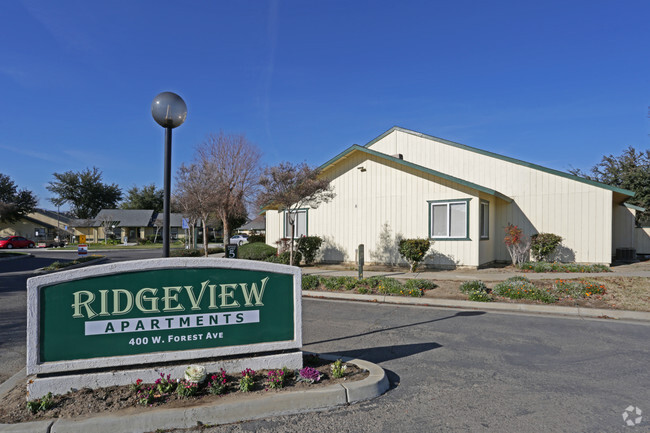 Primary Photo - Ridgeview Apartments