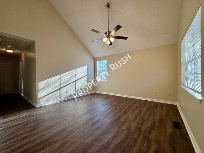 Building Photo - 4320 Ohls Ave