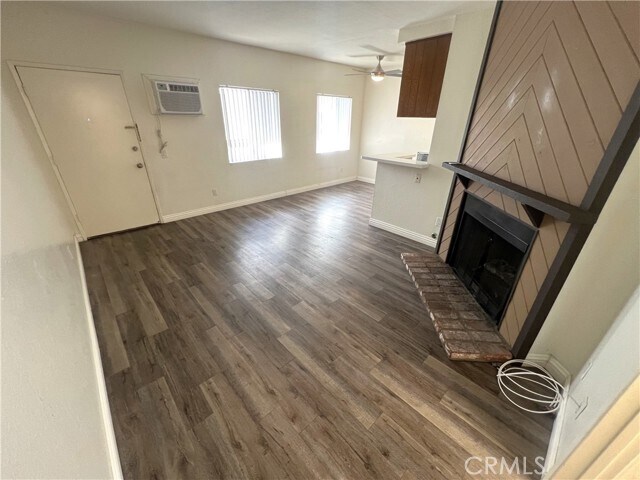 Building Photo - 14817 Sylvan St
