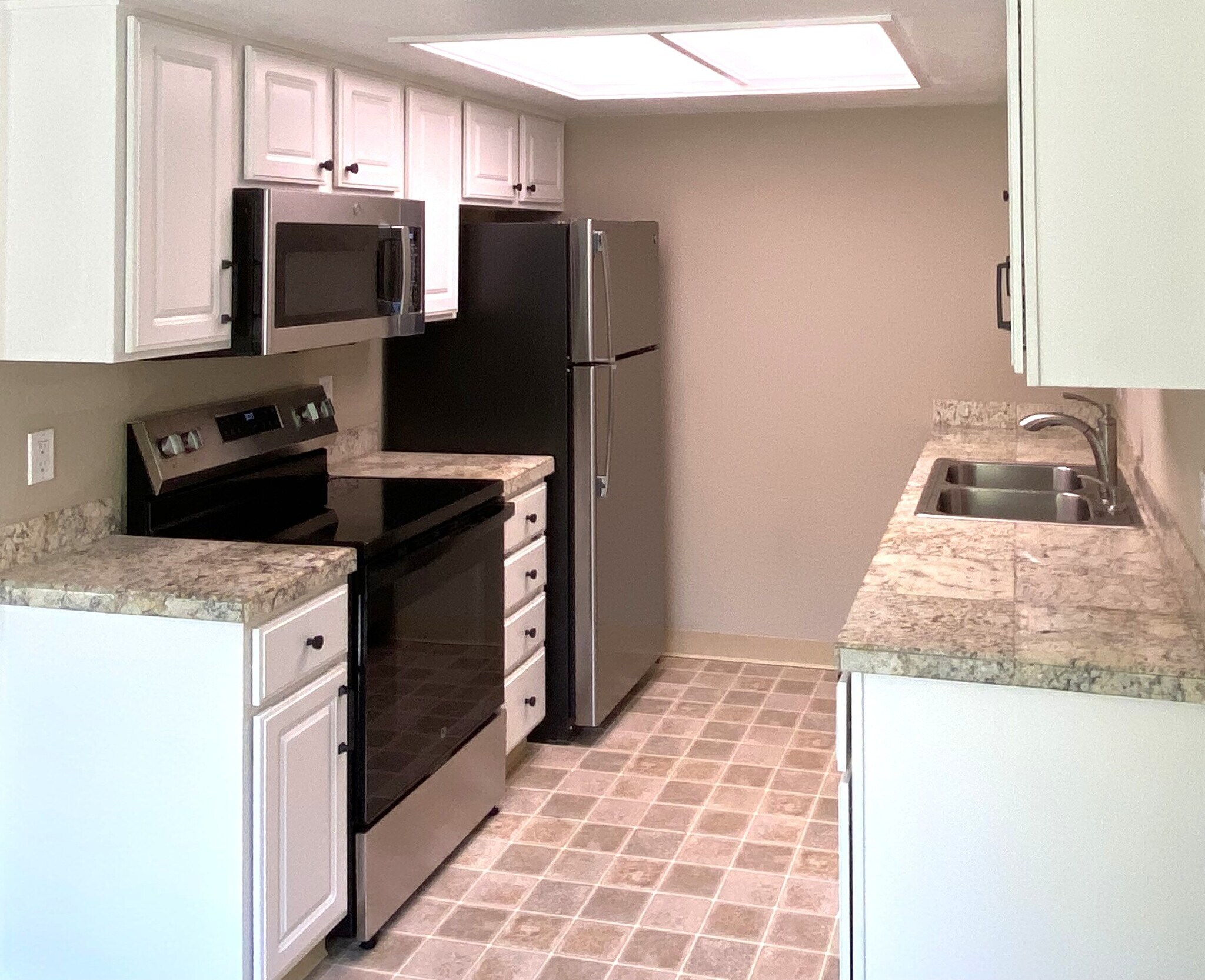 Kitchen - 9455 SW 146th Terrace