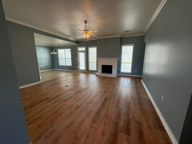 Building Photo - 41265 Schafer Dr