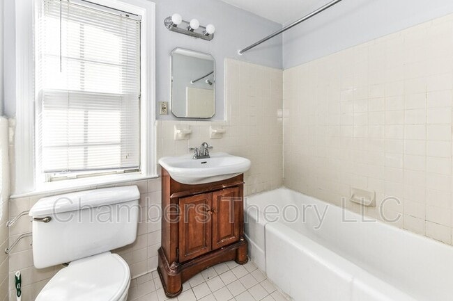 Building Photo - 2603 Arlington Blvd