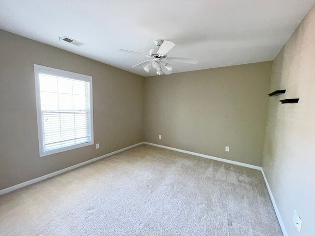 Building Photo - West Columbia