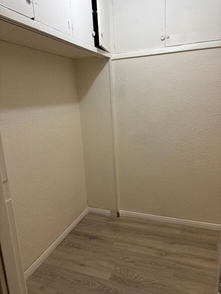 Building Photo - 1121 W Base Line St