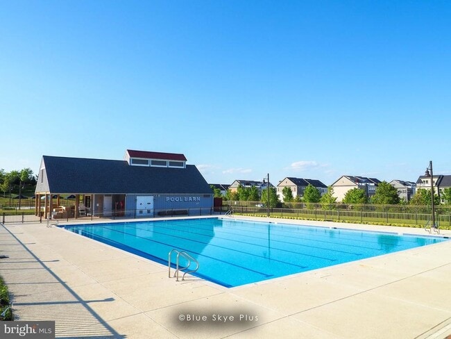 Building Photo - 2067 Alder Ln