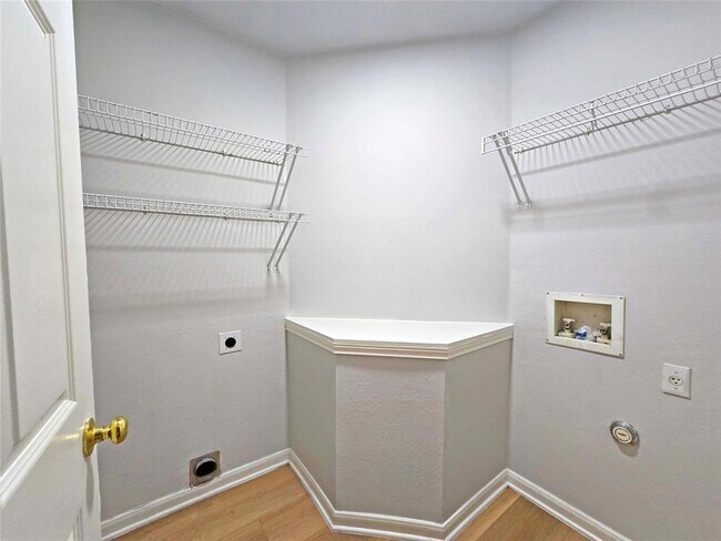 Building Photo - 1508 Cosmos Way