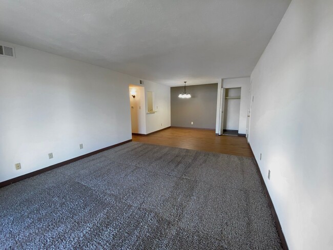 Building Photo - No Deposit $0*** 1 BED, 1 BATH $899/mo+***...