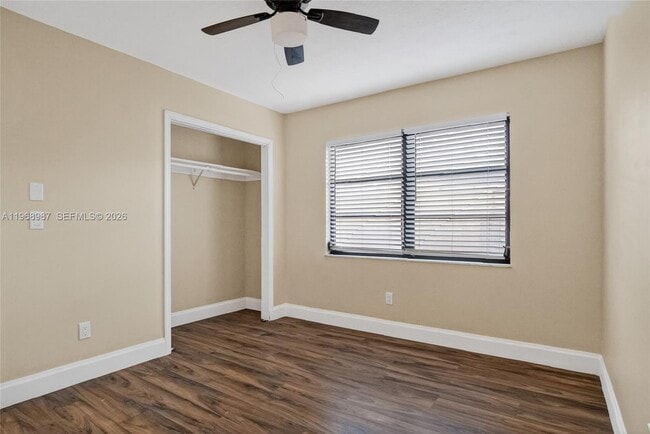 Building Photo - 525 SE Brookside Terrace