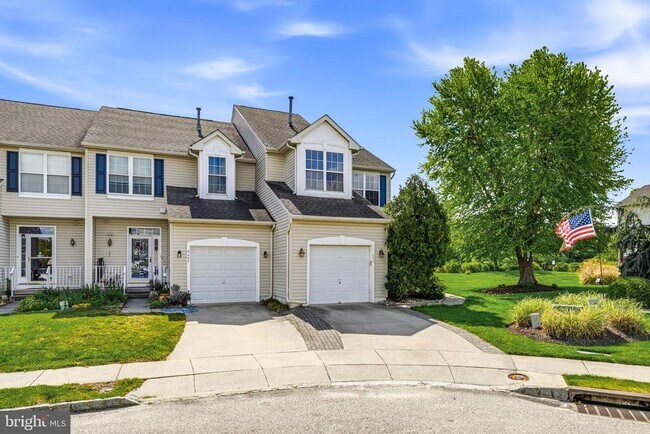 Building Photo - 445 Tuvira Ln