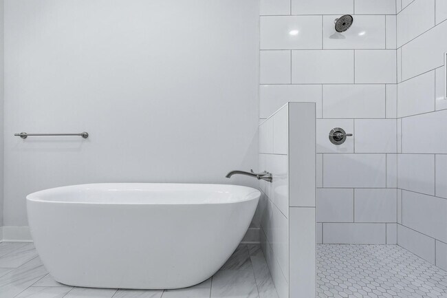 Building Photo - 7179 Freedom Ct