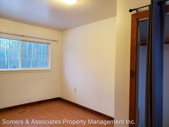 Building Photo - 3 br, 2 bath House - 1587 Bradway Rd