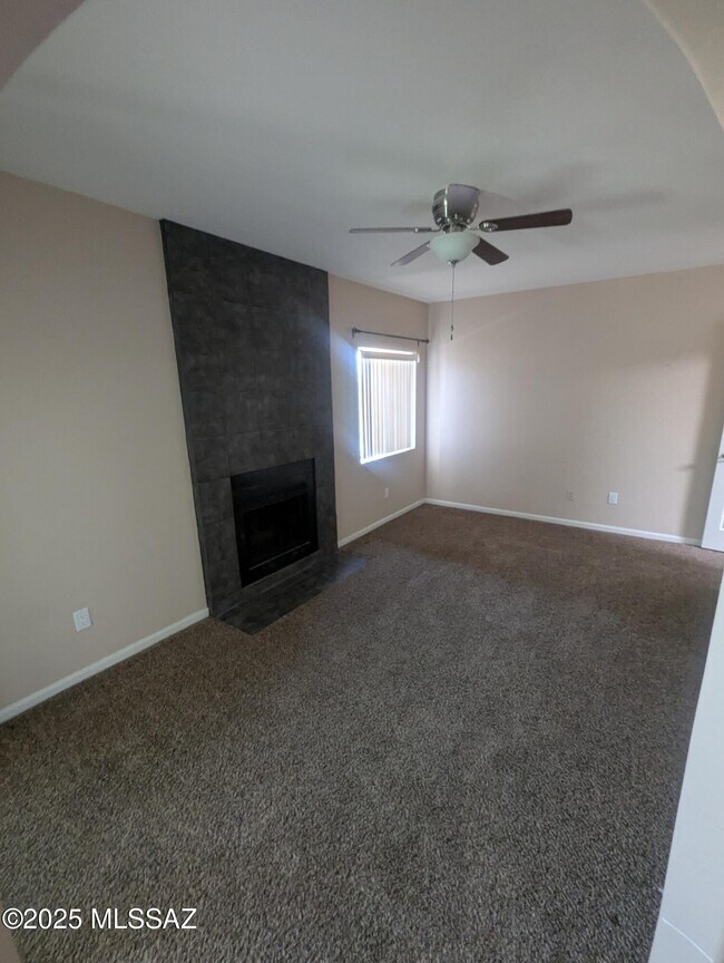 Building Photo - 9350 E Speedway Blvd