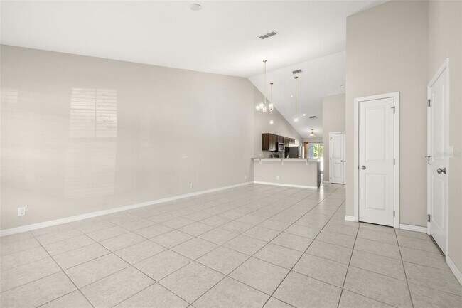 Building Photo - 284 Reese Ct