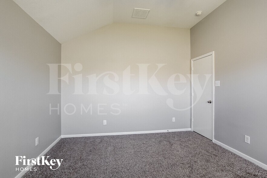 Building Photo - 29307 Alba Rose Dr