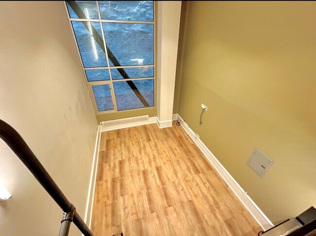 Building Photo - Beautifully Landmark Building with a 1BD/1BATH Located in the Heart of San Francisco!!!!