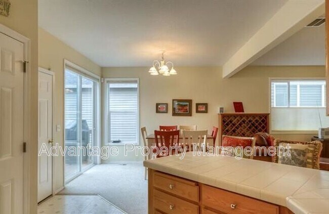 Building Photo - 6244 SW Arbor Grove Dr