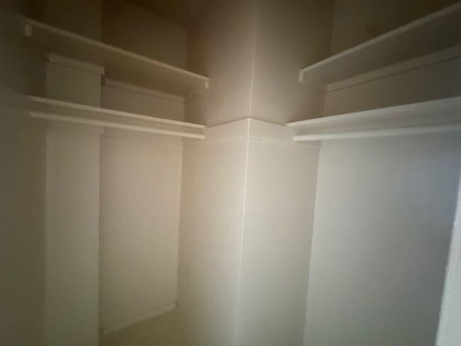 Building Photo - 1409 Metropolitan Ave