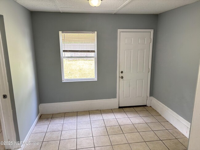 Building Photo - 361 Arora Blvd