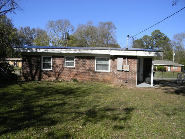 Building Photo - 1201 Rayfield Dr