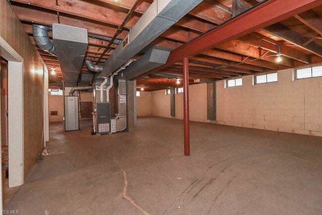 Building Photo - 11425 Tonsing Dr