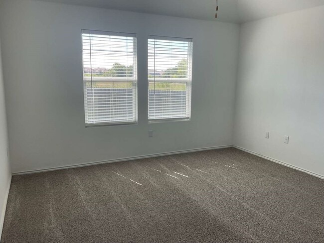 Building Photo - 10537 Steinbeck Dr