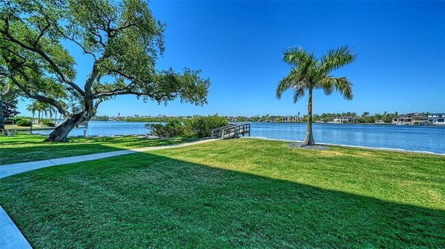 Building Photo - 1355 S Portofino Dr