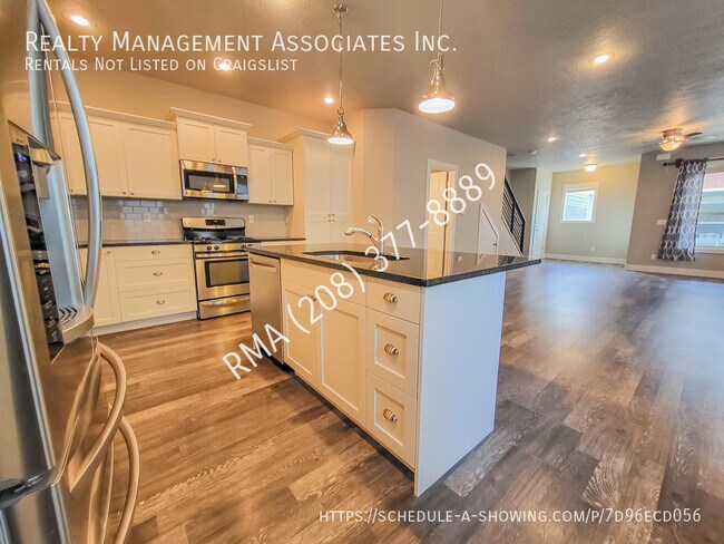 Building Photo - 2663 W Malad St