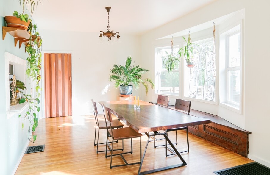 Building Photo - 5236 NE 18th Ave