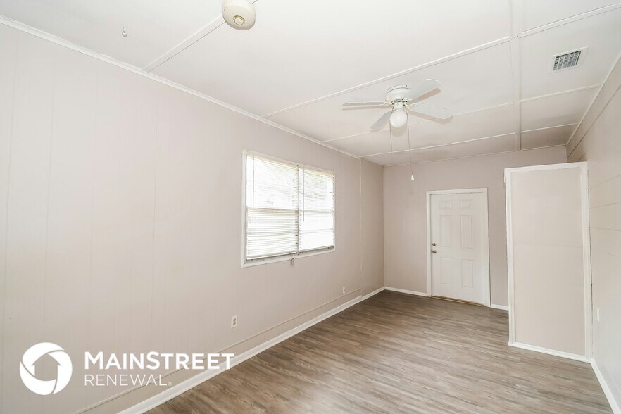 Building Photo - 7603 Quitina Dr