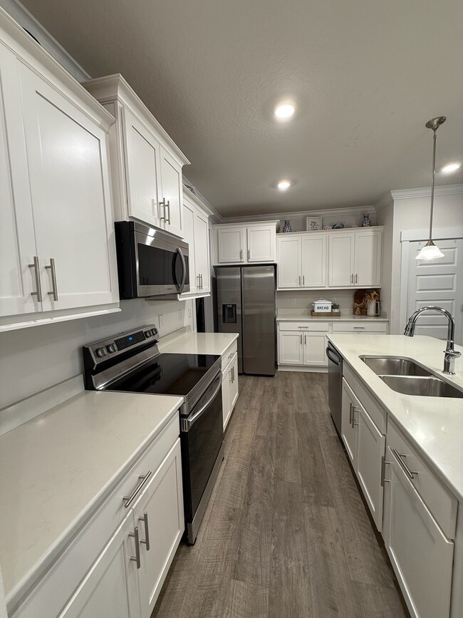 Building Photo - 12593 Windsor Dr