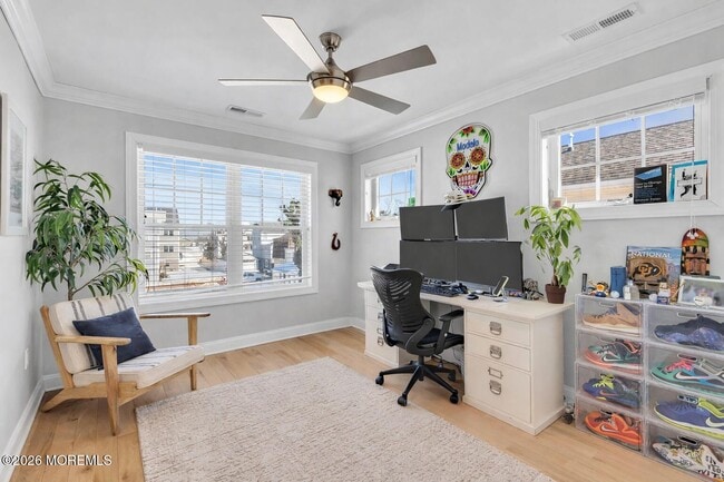 Building Photo - 12 4th St