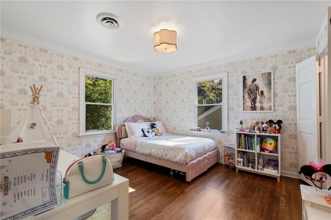 Building Photo - 2373 Virginia Pl NE