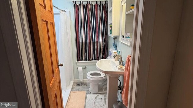 Building Photo - 1570 Overlook Dr