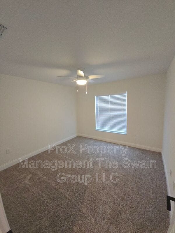 Building Photo - 803 Allison Pl