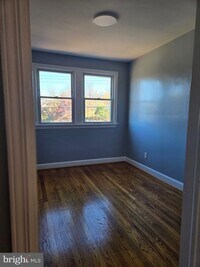 Building Photo - 5511 Sachem Dr