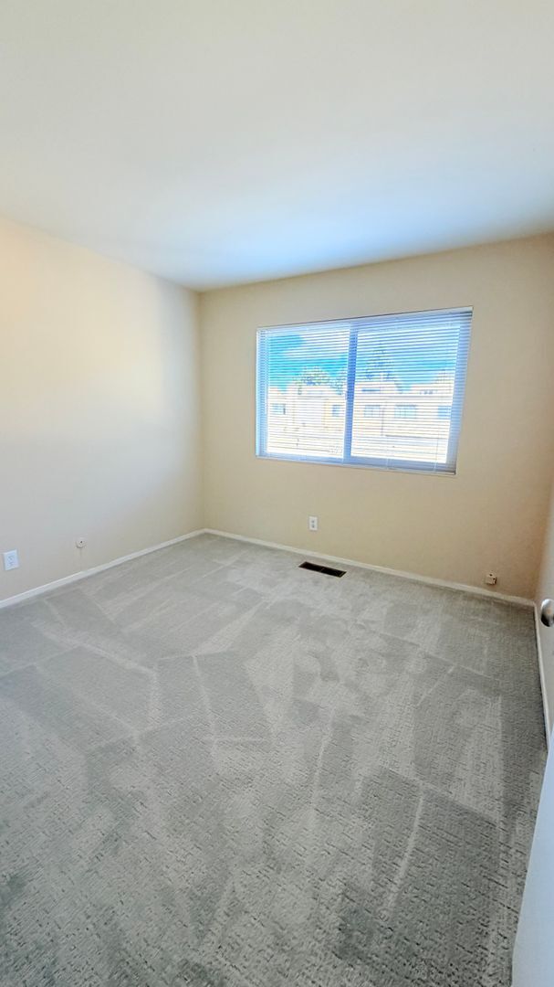 Building Photo - 3169 Santa Cruz Ln